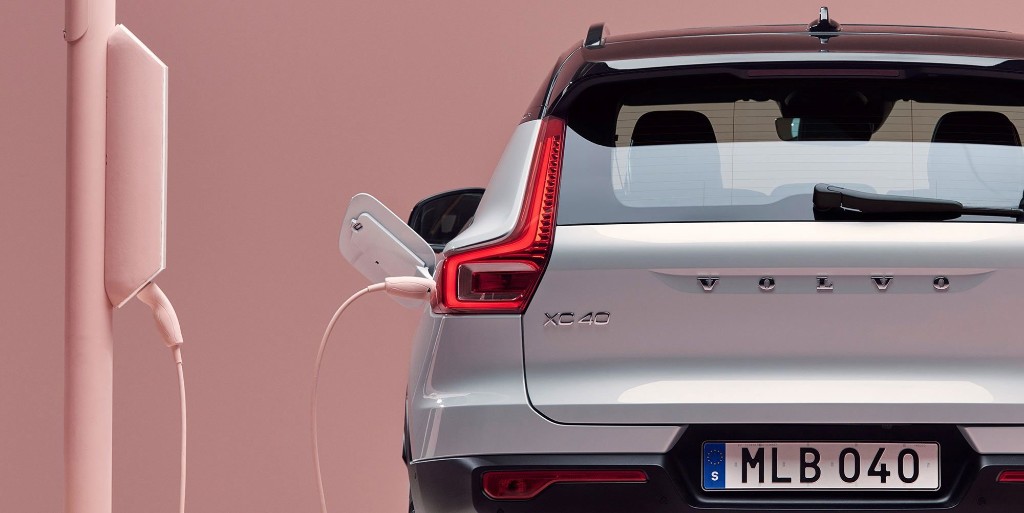 Volvo joins automakers siding with California on emissions, opposing Trump administration - Electrek