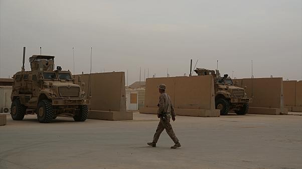 Ιράκ: Καταιγισμός ιρανικών πυραύλων έπληξε βάσεις των ΗΠΑ