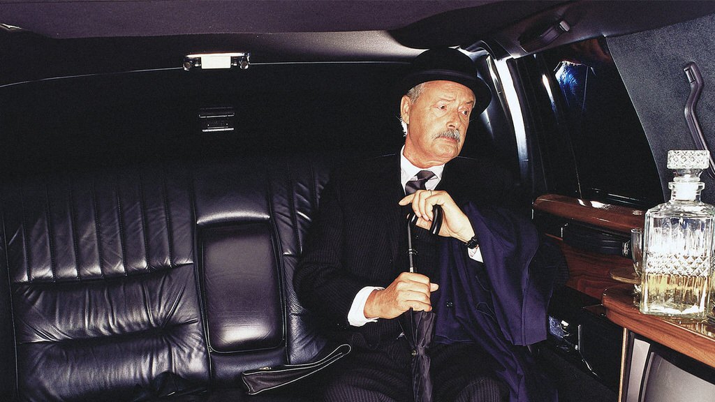 Rich People Are Less Sad—But They Aren't Any Happier Than The Rest Of Us
