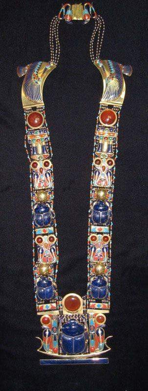 Scarab necklace of king tutankhamoun