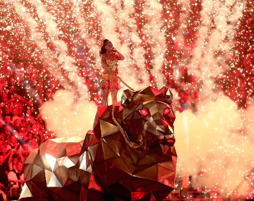 Super Bowl Entertainment: In Pictures