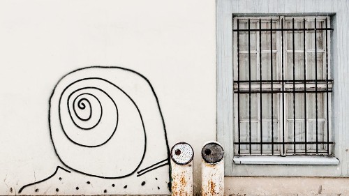 Resolving the Paradox of Group Creativity