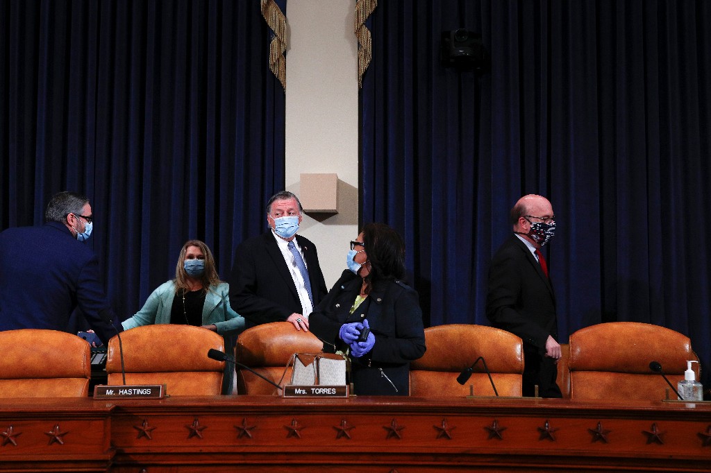 U.S. House passes $500 billion coronavirus bill in latest relief package