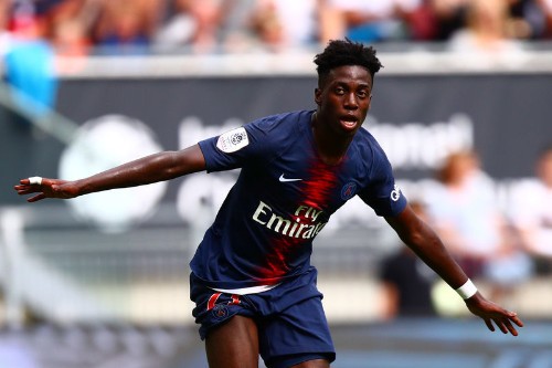 U.S. striker Weah angling for loan move away from Paris