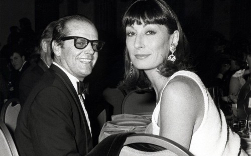 All Eyes on Anjelica Huston: The Legendary Actress on Love, Abuse, and Jack Nicholson