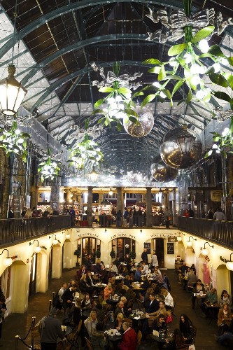 Royal Ballet Switches on Christmas Lights in Covent Garden: Pictures