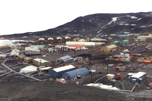 No foul play suspected in deaths of two workers at U.S. research station in Antarctica