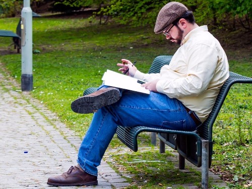 I've adopted a '2-hour rule' based on the habit that led Einstein, Darwin, and Nietzsche to brilliance — and it's had the highest ROI of anything I've done