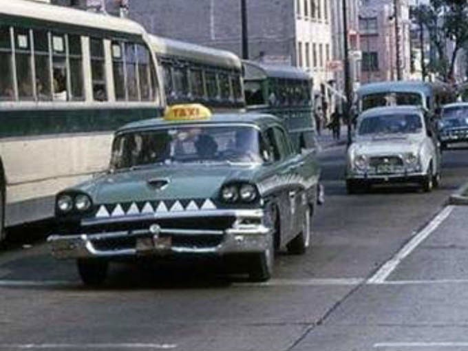 Taxis en la historia de la capital, ¿a dónde va joven?