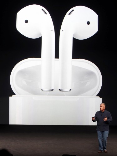 Apple Unveils iPhone7, New Camera Features, AirPods, Games: Pictures