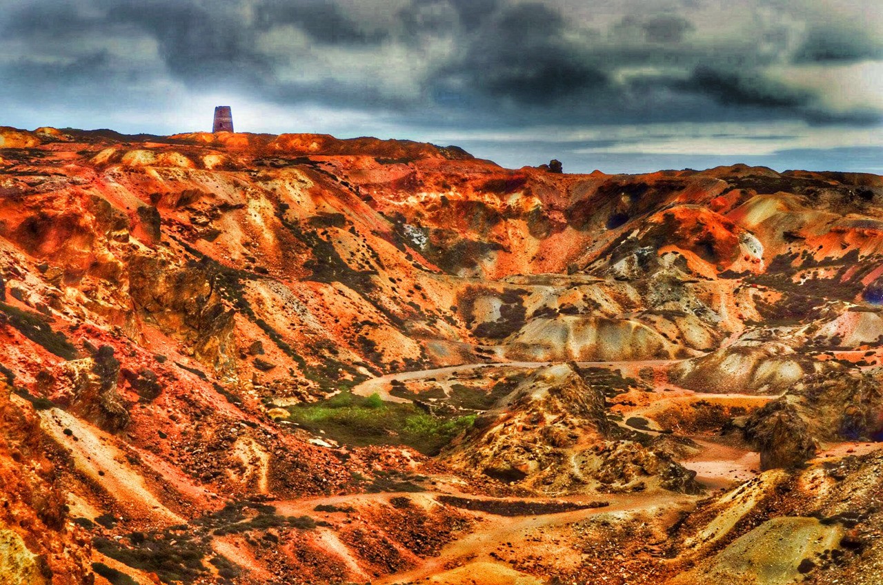 Mynydd Parys / Parys Mountain Amlwch Anglesey old copper mines..