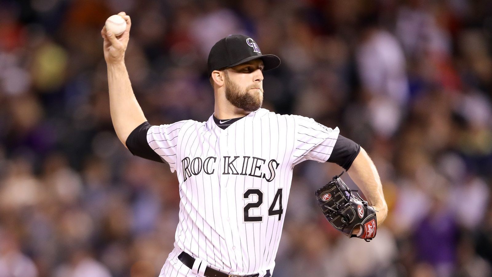 Lyles adjusting repertoire, finding success