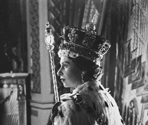 Queen Elizabeth Becomes Britain’s Longest Reigning Monarch