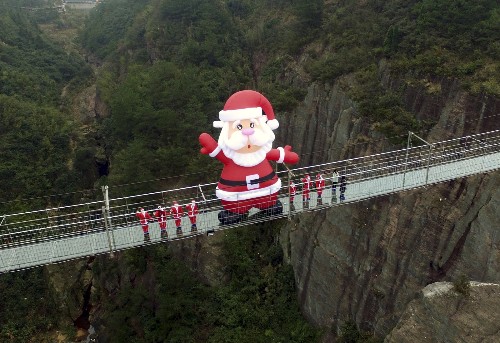 Christmas Eve Around the World: Pictures