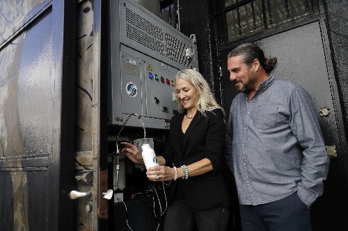 Water out of thin air: California couple's device wins $1.5M
