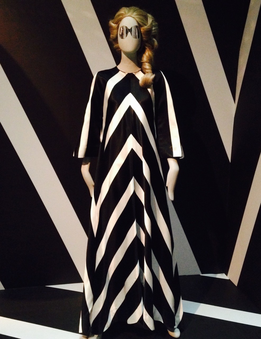 100 Years of Australian Fashion @ NGV Melbourne