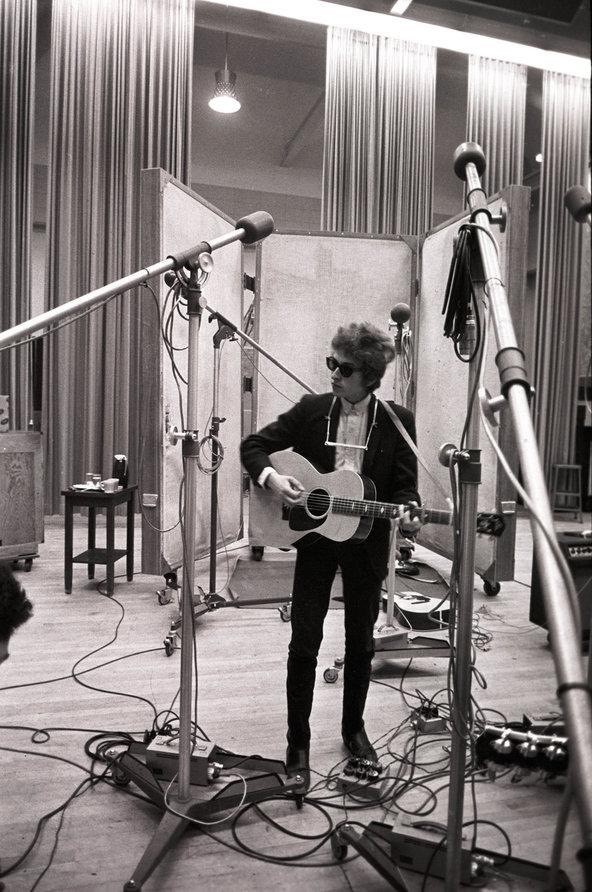 Phantom Engineer Bob Dylan