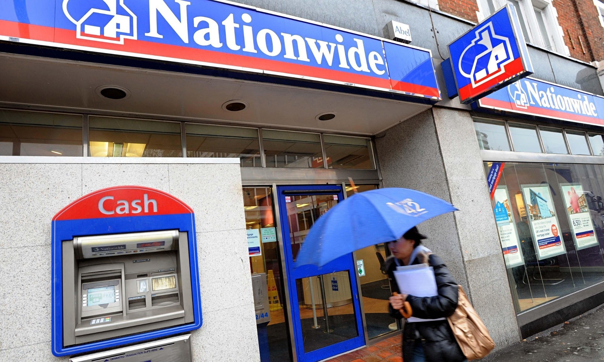 I paid £26,000 into the wrong account – and only got £800 back