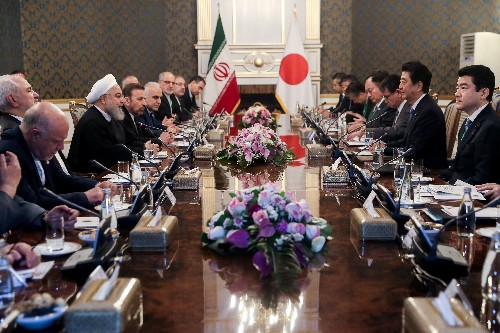 Japan PM calls on Iran to play constructive role for regional stability