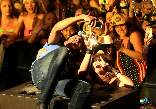 Celebrity Selfie Gallery