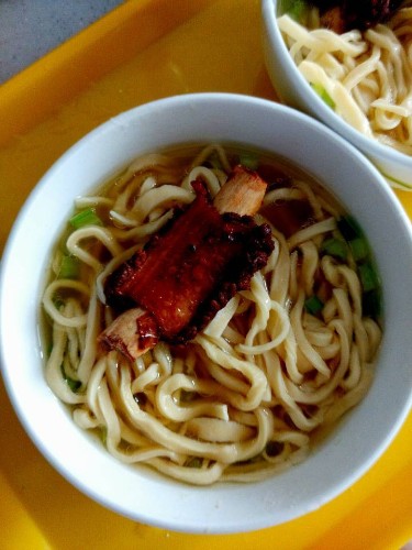 “山河视觉”的家乡味:鸡蛋手擀面