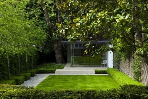 The New Gravel Backyard: 10 Inspiring Landscape Designs