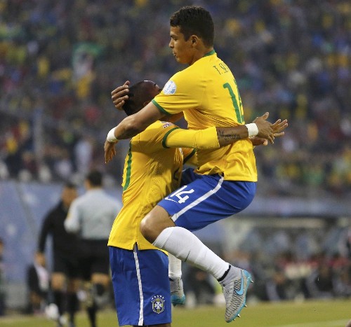 Brazil wins and Colombia Draws at Copa America