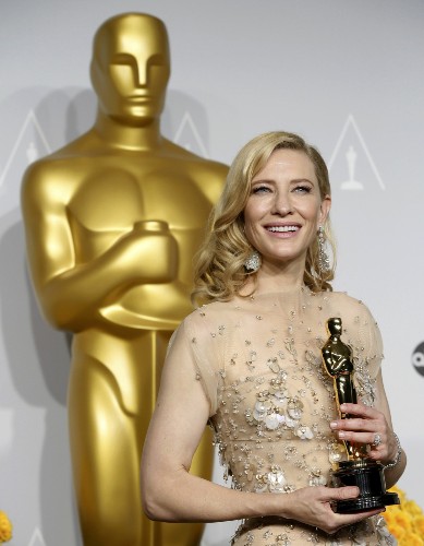 Hottest Celebrity Photos at the Oscars