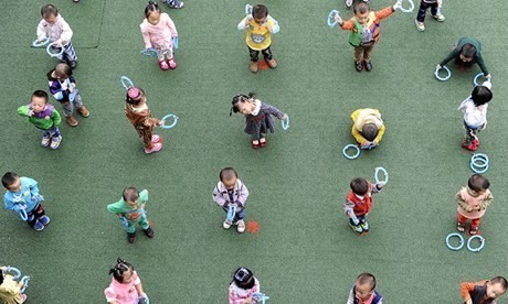 China's one-child policy to be relaxed as part of reforms package
