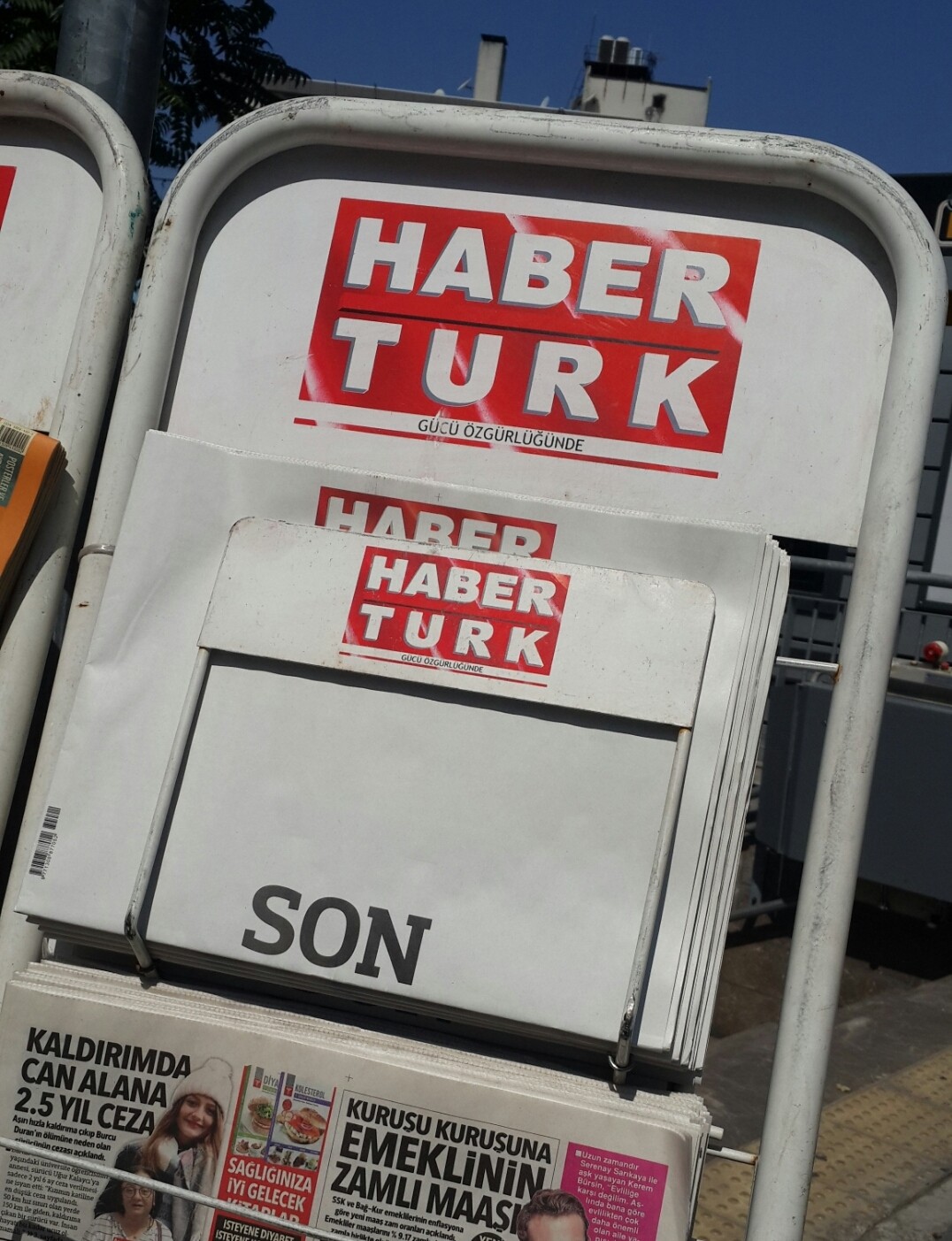 Türk basın dünyasından bir yıldızımız daha kayıyor :(