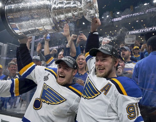 Arch Madness: Blues win 1st Stanley Cup, beating Bruins 4-1