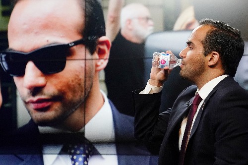 Ex-Trump campaign aide Papadopoulos says applied for pardon