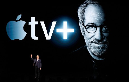 Apple spotlights services with TV, gaming and credit card offerings