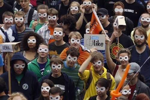 A Grand Bargain to Make Tech Companies Trustworthy