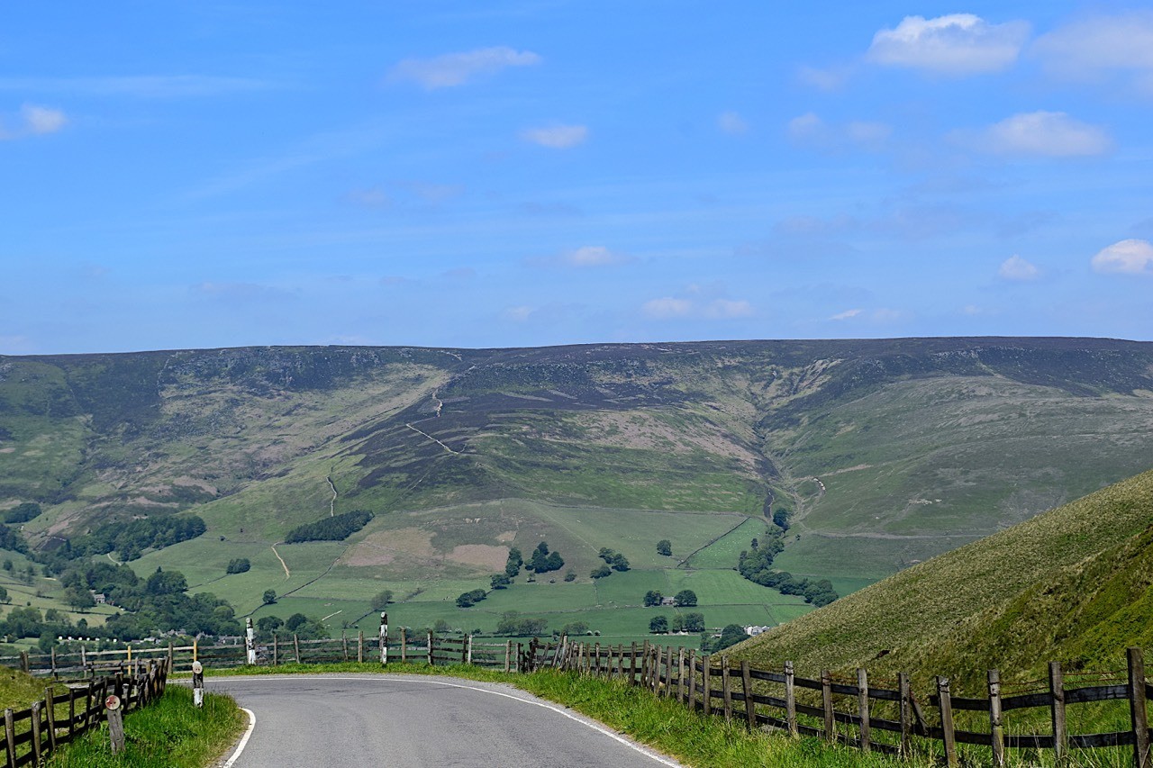 Heading North from Mam Tor
