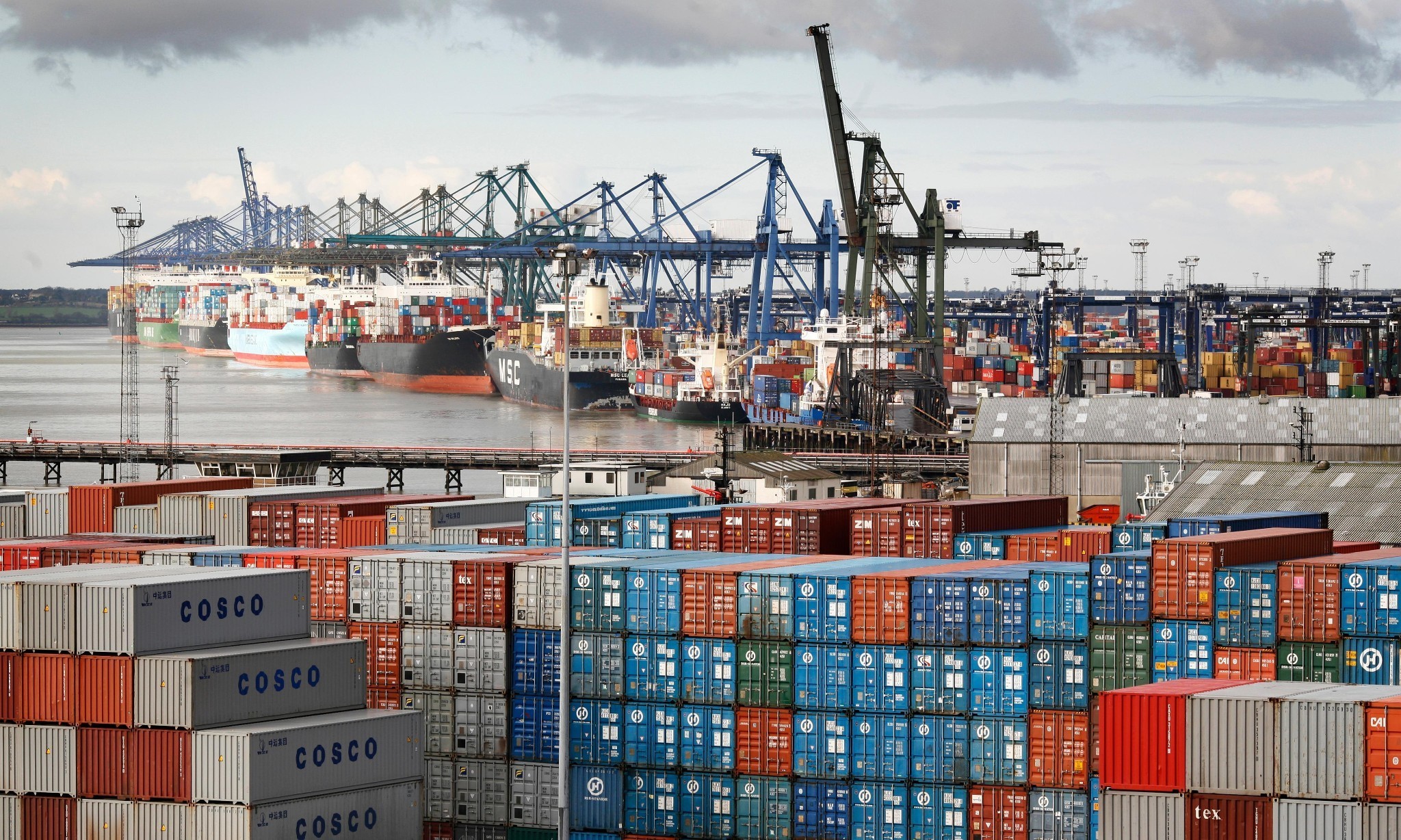 UK business groups plead for economy to be put first in Brexit talks