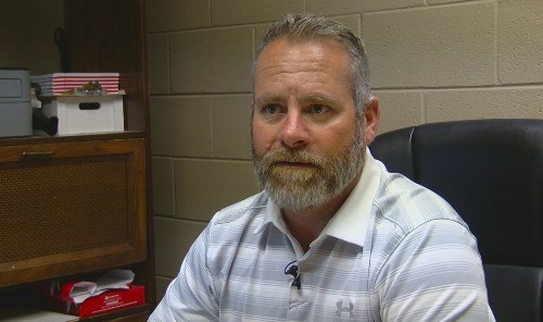 Officer accused of killing Oklahoma police chief in Florida