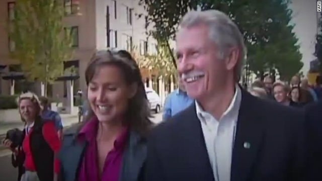 Cops gather outside Oregon governor's house