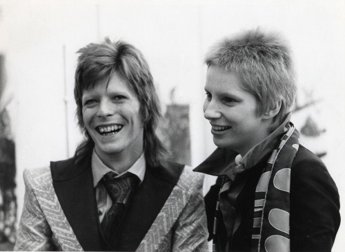 19 Times David Bowie Looked Cooler Than You
