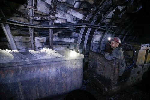 Exclusive: Coal deal showcases lack of transparency in Ukraine