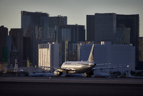 Officials: Vegas air controller who went silent has resigned