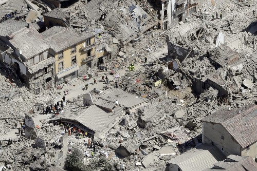 Earthquake Levels Towns in Central Italy: Pictures