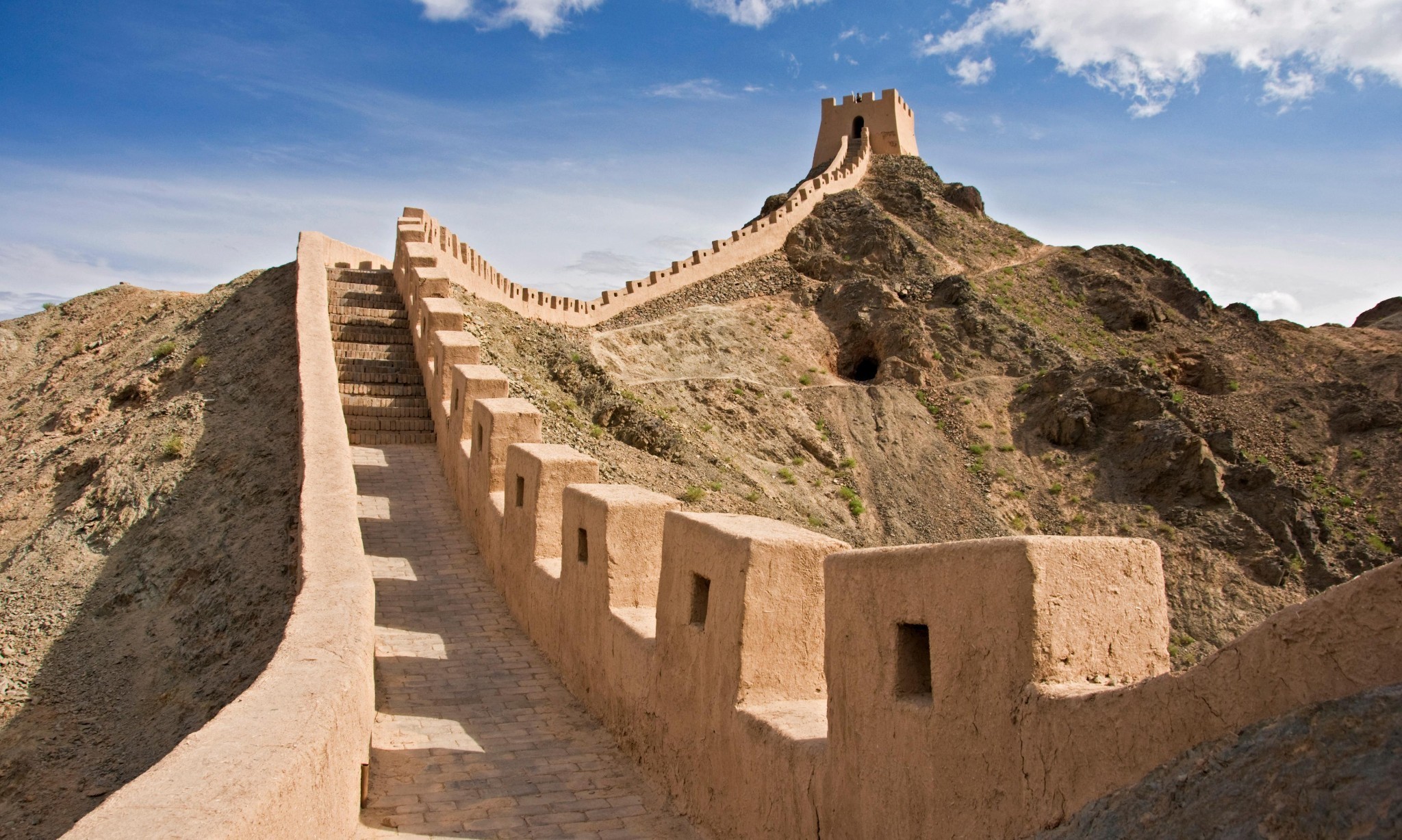 Great Wall of China's troubled history offers lessons for Trump, scholars say