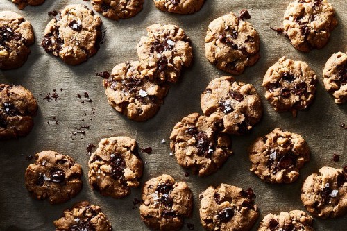 An Irresistible, Oat-y, Nutty, Salted Chocolate Chip Cookie