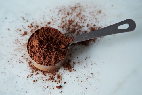 How to Pick the Best Cocoa Powder - Expert Baking Tips