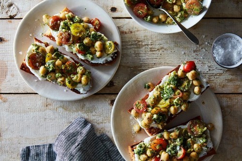 A Fast, Fresh, Take-Anywhere Salad For All Your Summertime Needs