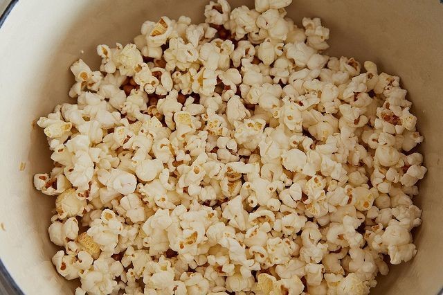 How to Make Any Caramel Corn in 5 Steps