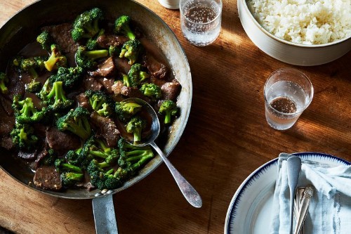 This Saucy, Speedy Beef & Broccoli Stir-Fry Will Ruin You For All Others