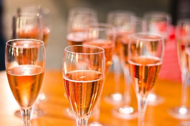 Winning Rosé Champagnes To Woo Your Valentine