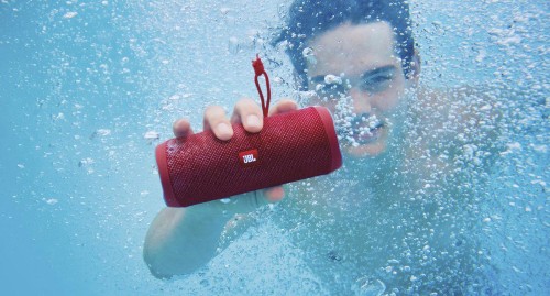 It May Be Small But JBL's Affordable Bluetooth Speaker Is Flipping Excellent